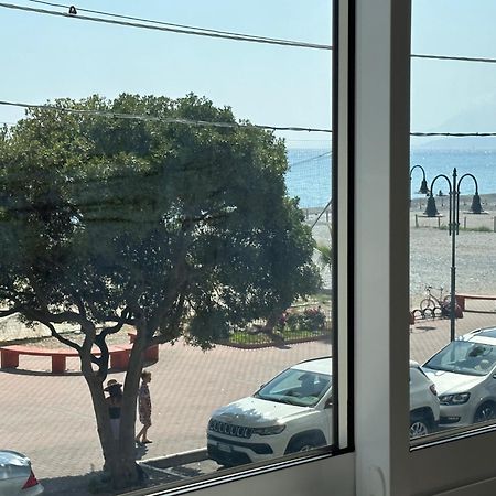 Appartamento Aria Del Mare Ventimiglia Exterior photo